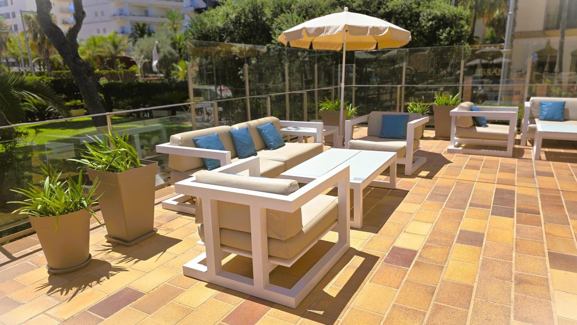 Leman Hotel Y Apartamentos Плая де Палма Екстериор снимка